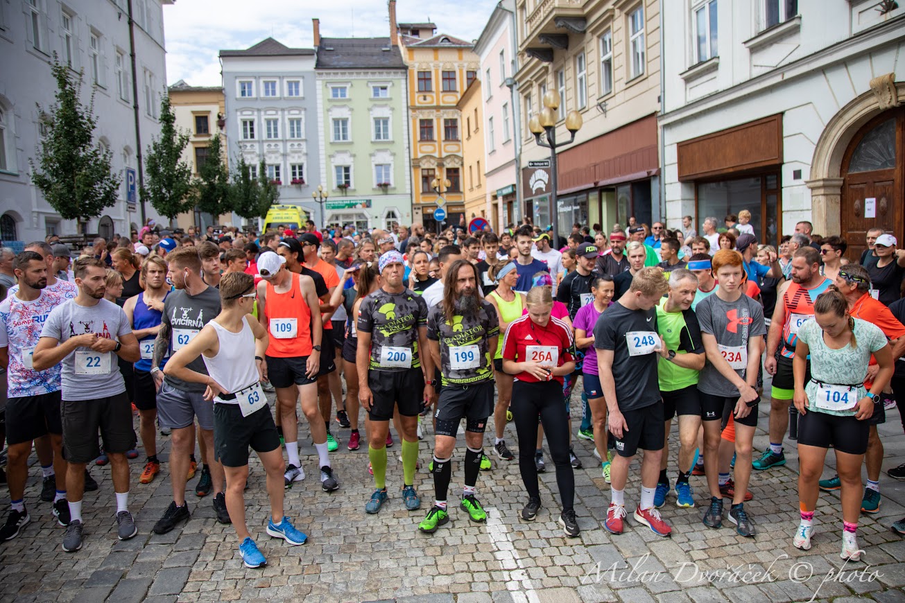 Program závodního dne